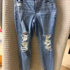 American Eagle Distressed Skinny Jeggings